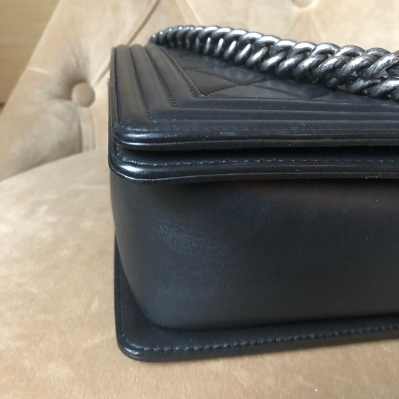 SOLD❌Chanel Classic Quilted Large Le Boy Bag - Picture 7 of 8